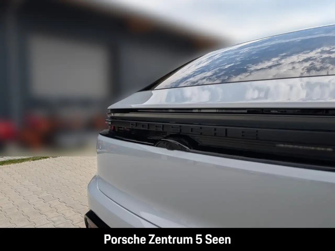 Porsche Macan 9