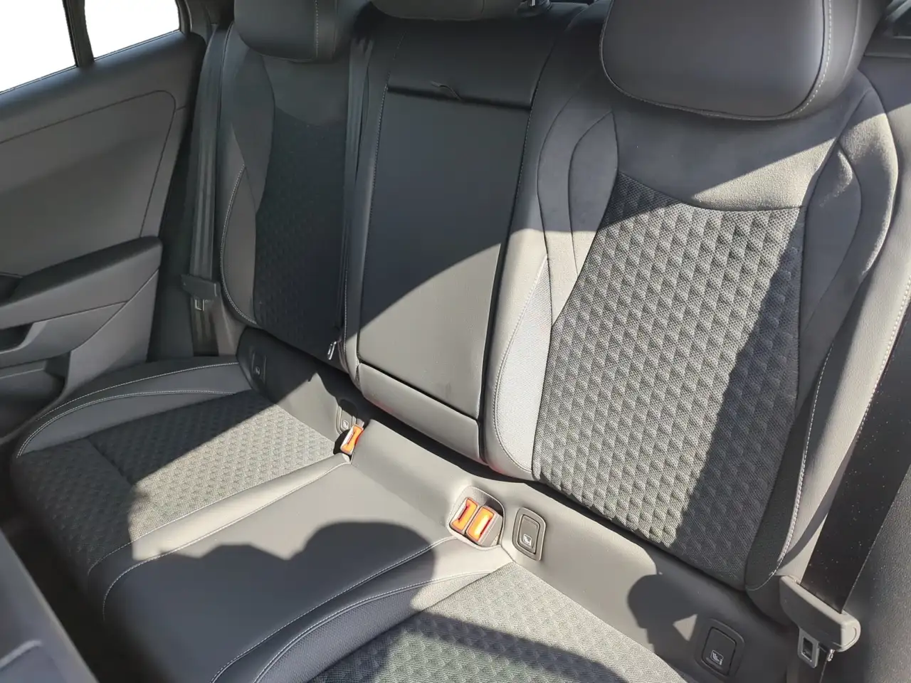 Volkswagen T-Roc 9