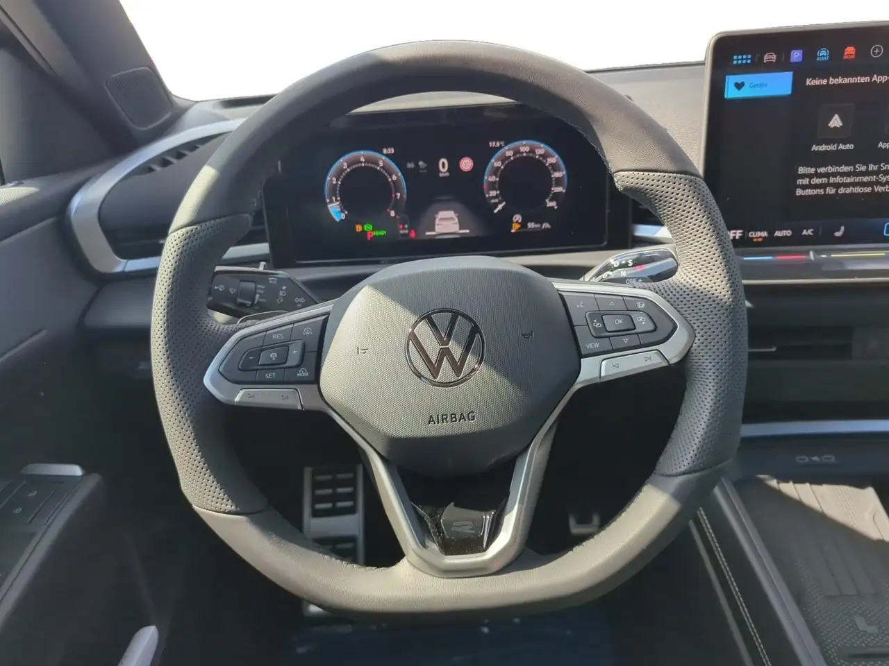 Volkswagen T-Roc 12
