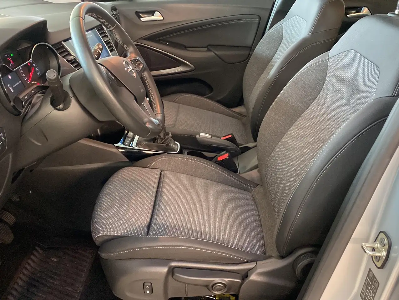 Opel Crossland 8