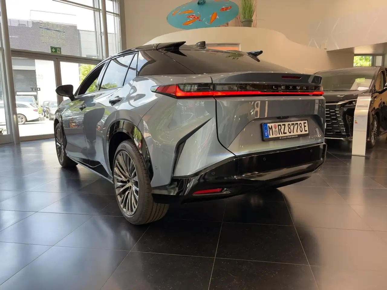 Lexus RZ 3