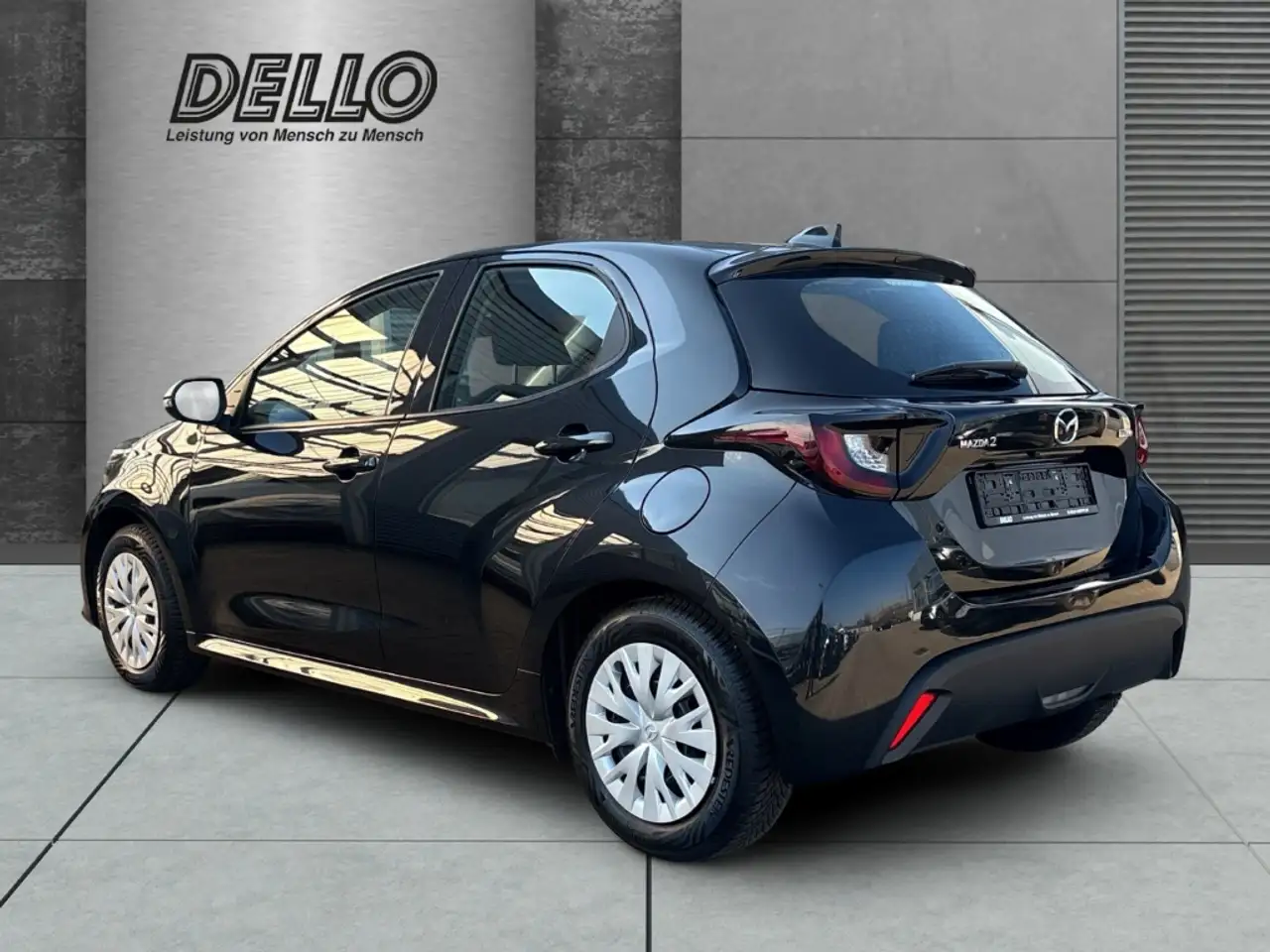 Mazda 2 3