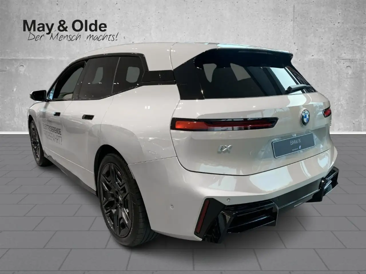 BMW iX 5