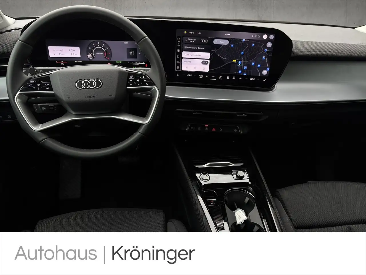 Audi Q3 11