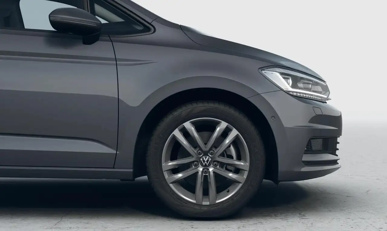 Volkswagen Touran 7