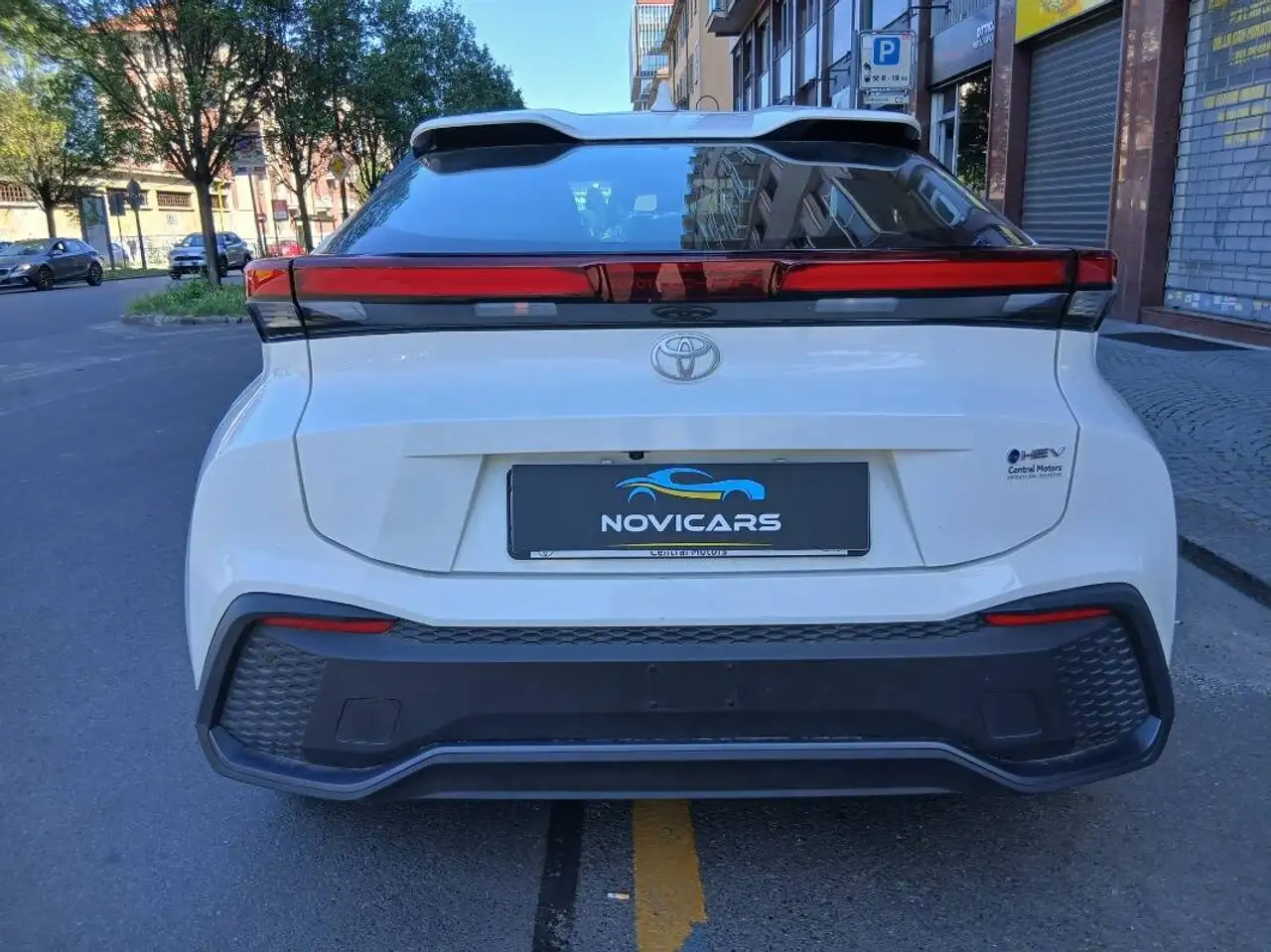 Toyota C-HR 7