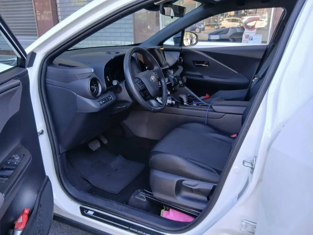 Toyota C-HR 8