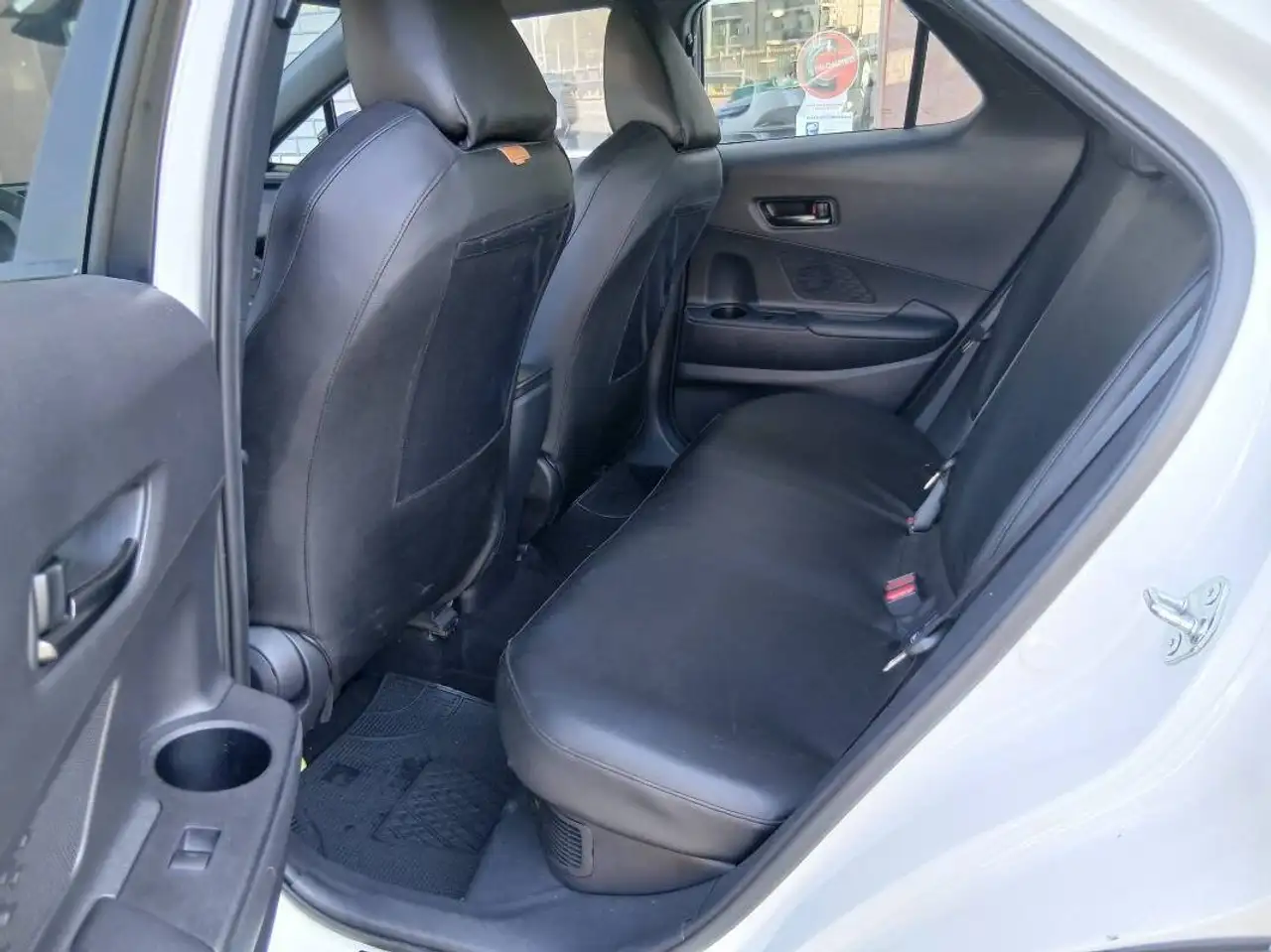Toyota C-HR 12