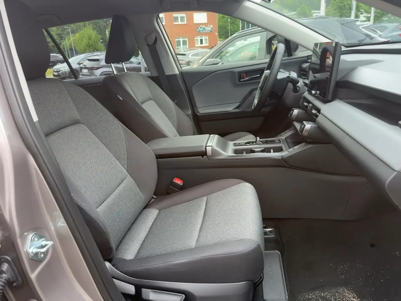 Toyota RAV4 11