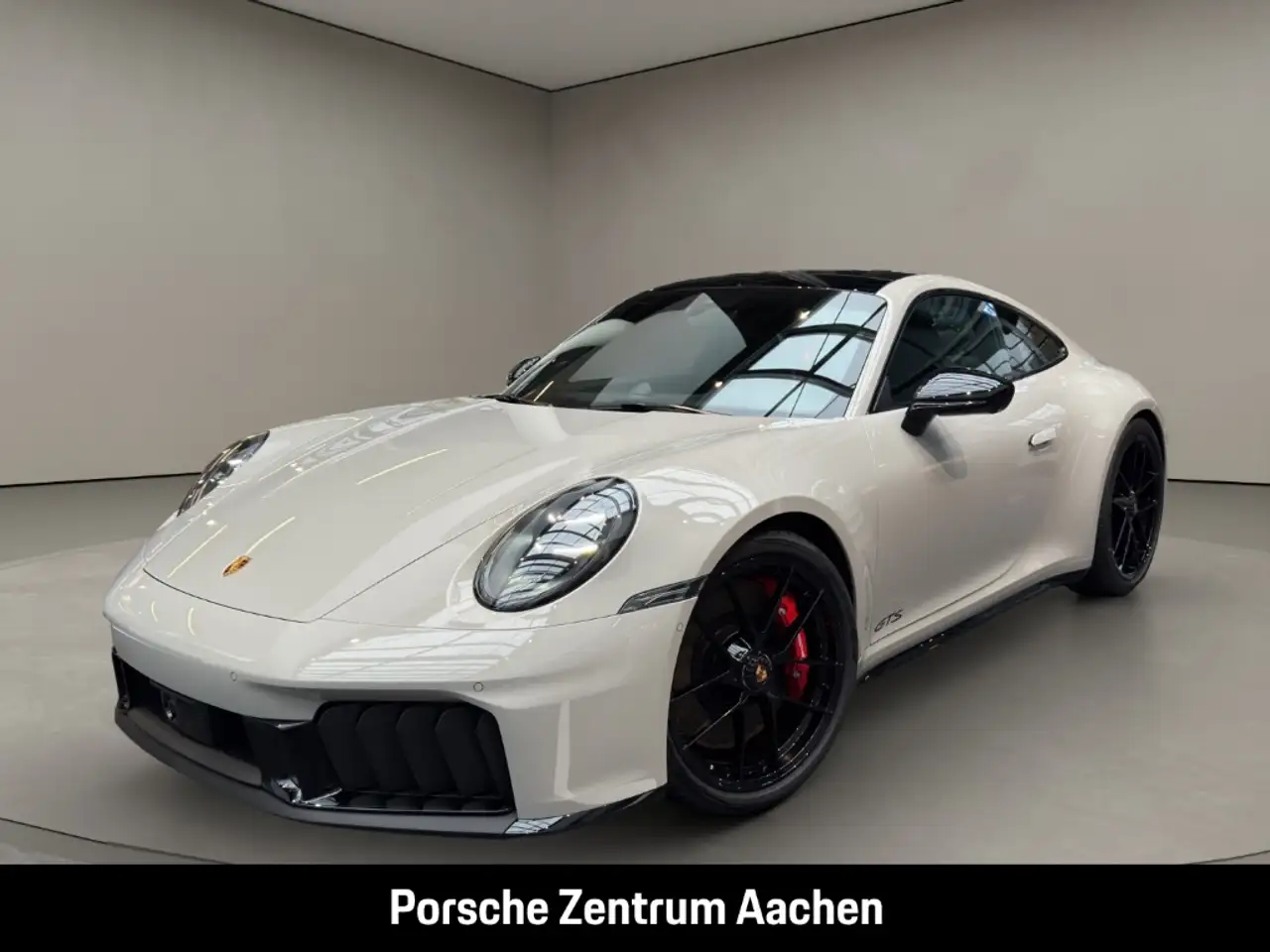 Porsche 992 911
