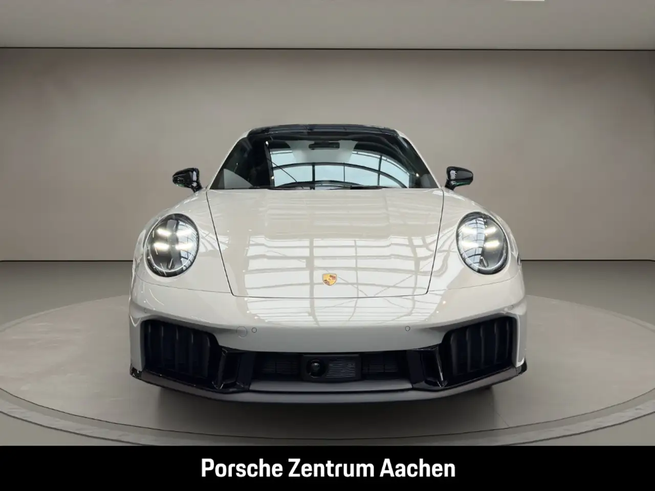 Porsche 992 911 4