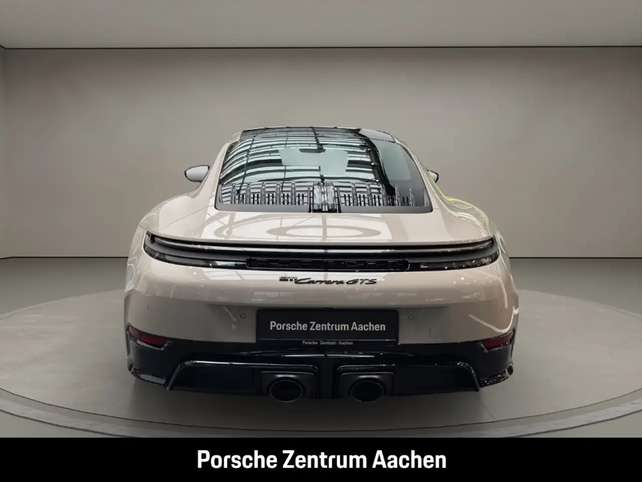 Porsche 992 911 5