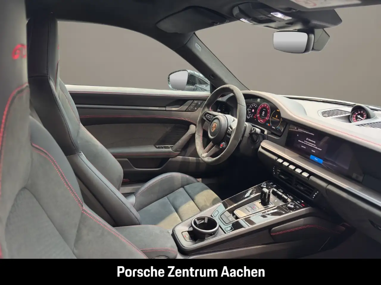 Porsche 992 911 12