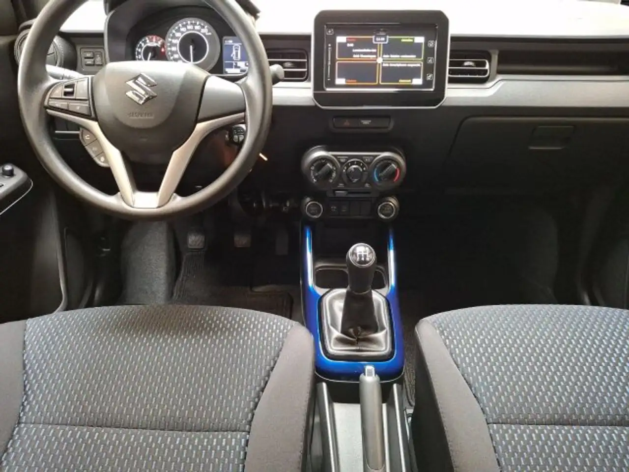 Suzuki Ignis 12