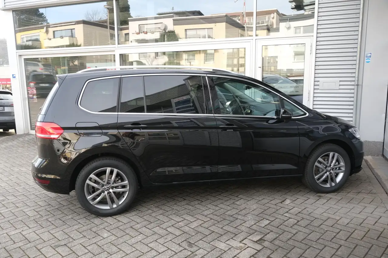 Volkswagen Touran 5