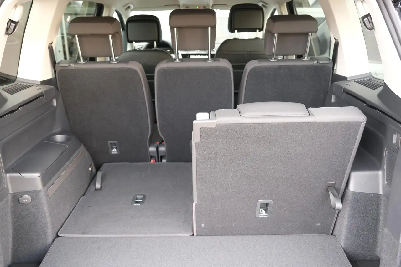 Volkswagen Touran 6