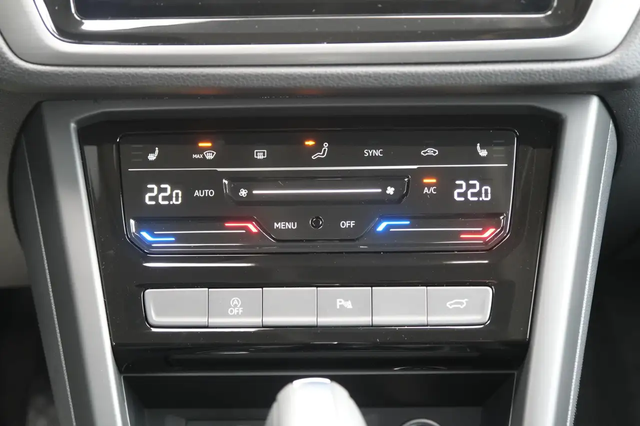 Volkswagen Touran 12