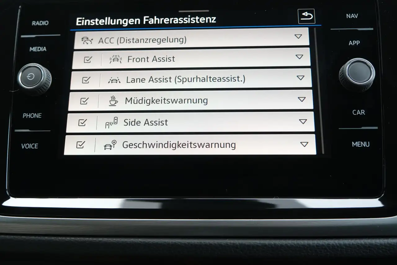 Volkswagen Touran 14