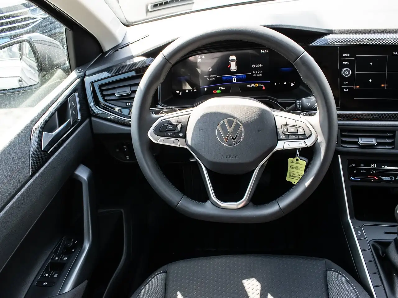 Volkswagen Polo 11