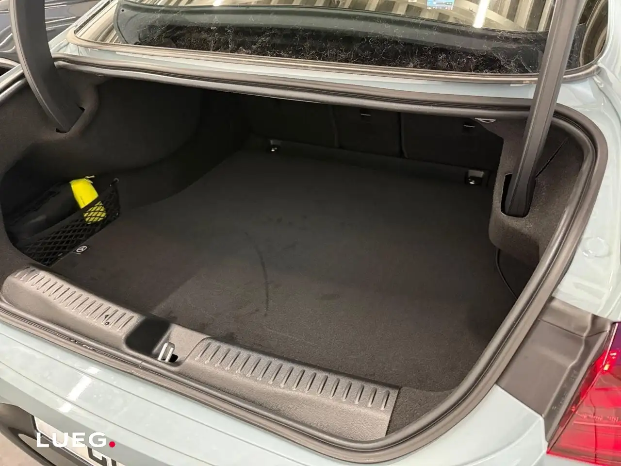 Mercedes-Benz CLA 200 16