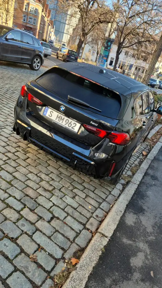 BMW 120 8