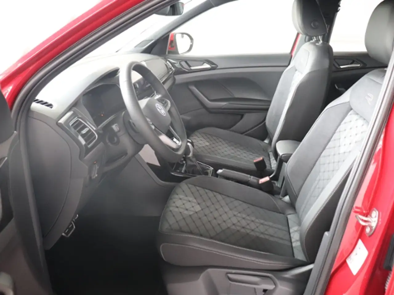 Volkswagen T-Cross 14