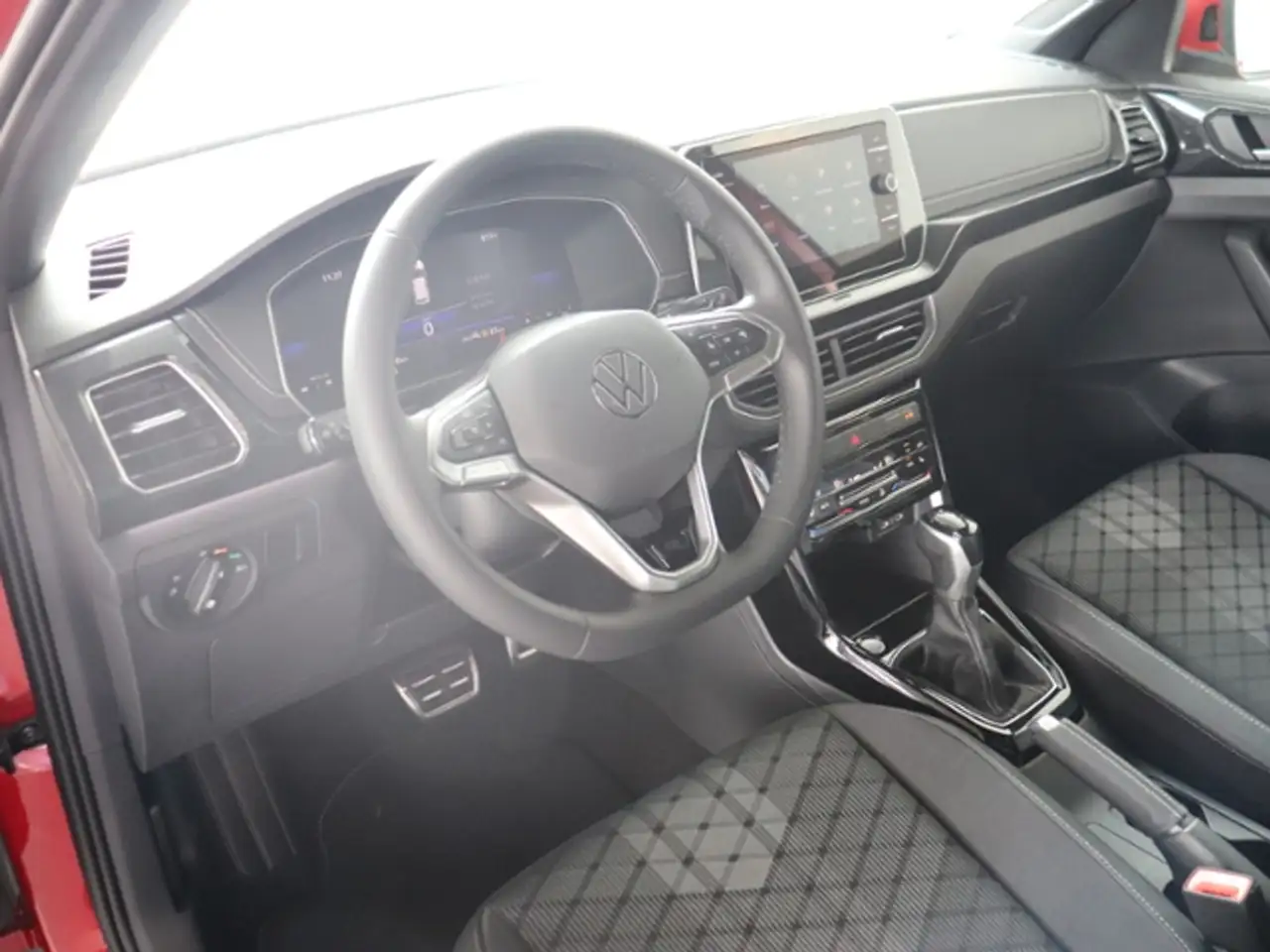 Volkswagen T-Cross 15