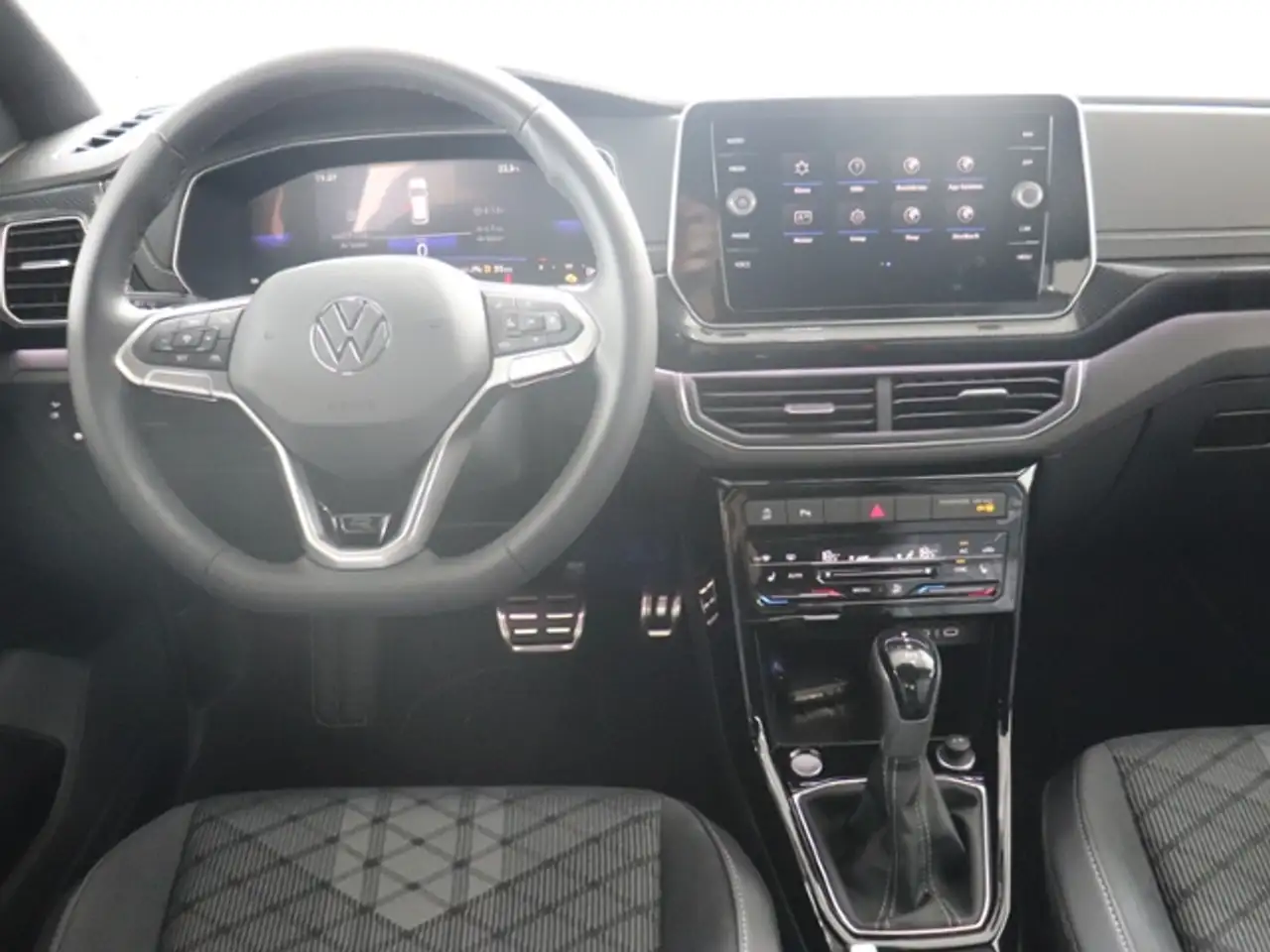 Volkswagen T-Cross 16