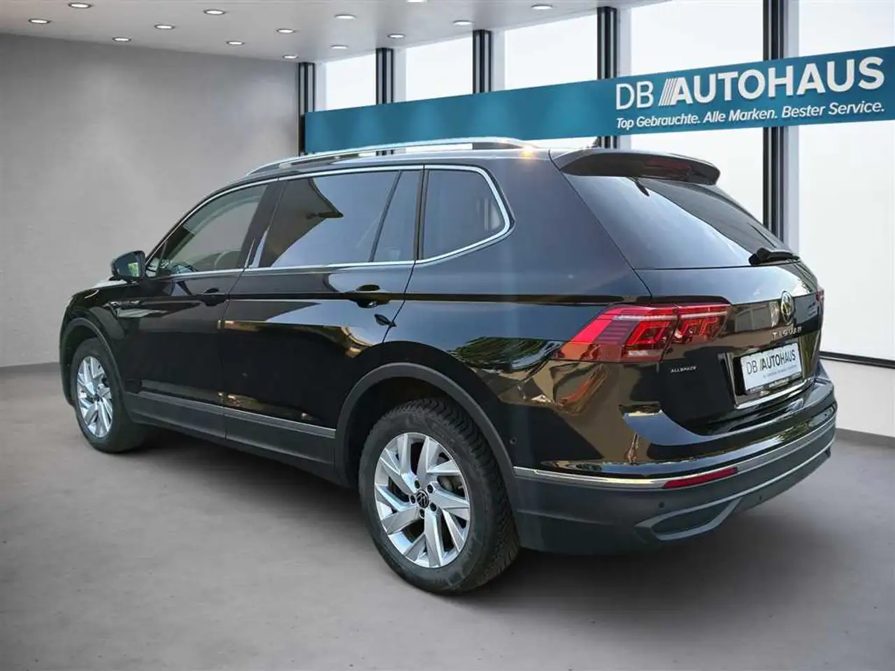 Volkswagen Tiguan 6