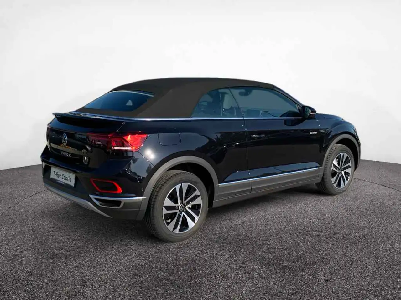 Volkswagen T-Roc 6