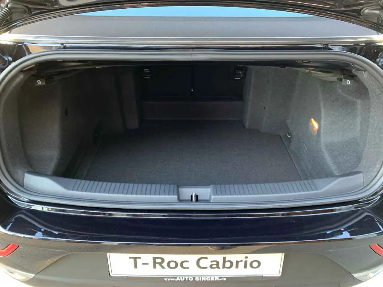 Volkswagen T-Roc 8
