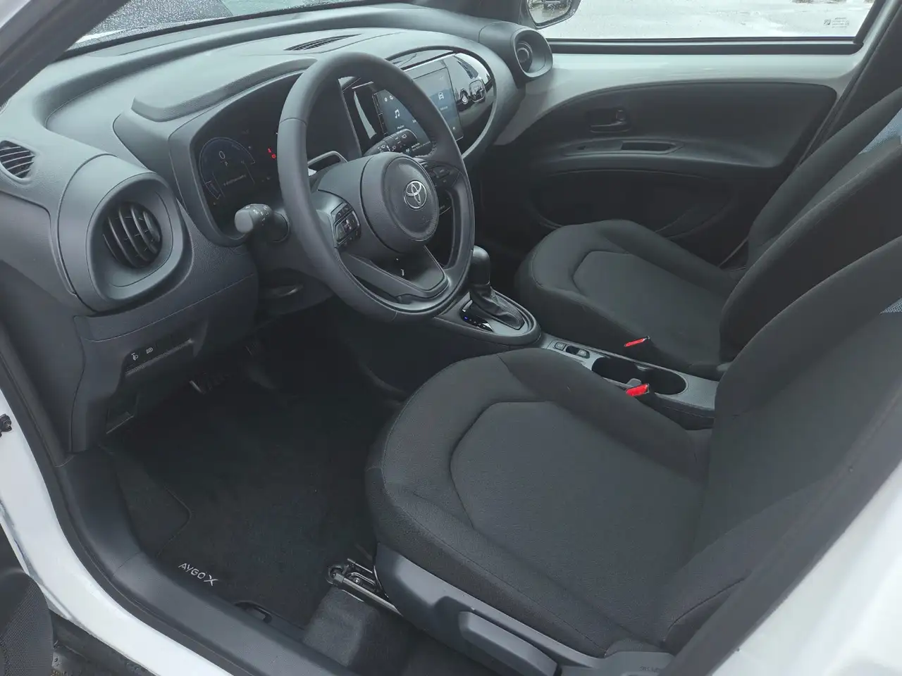 Toyota Aygo X 6