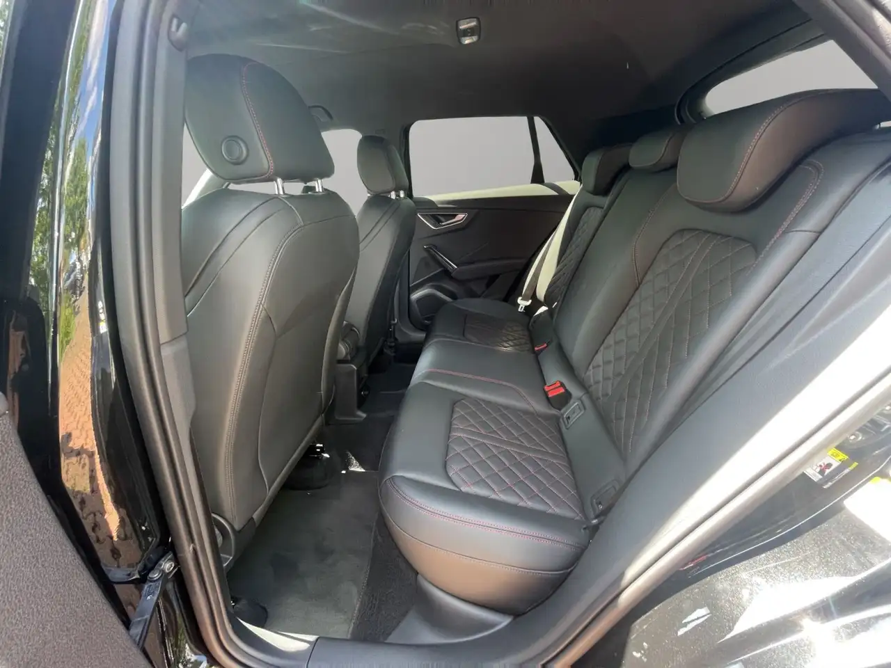 Audi Q2 16