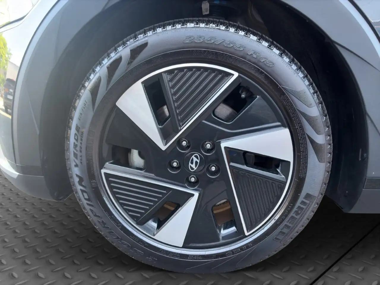Hyundai IONIQ 5 6