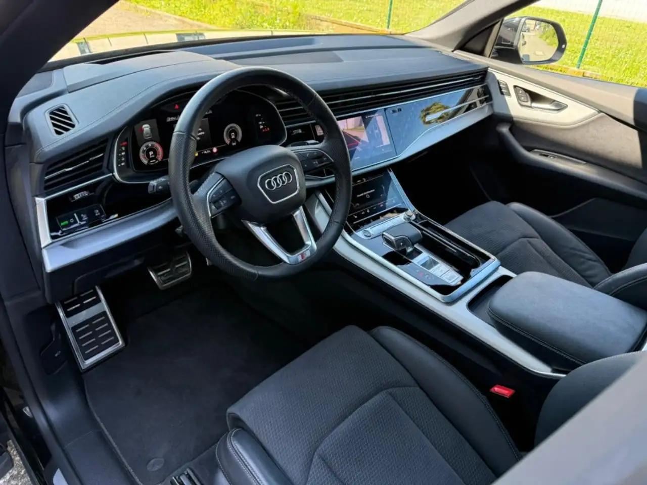Audi Q8 50 10