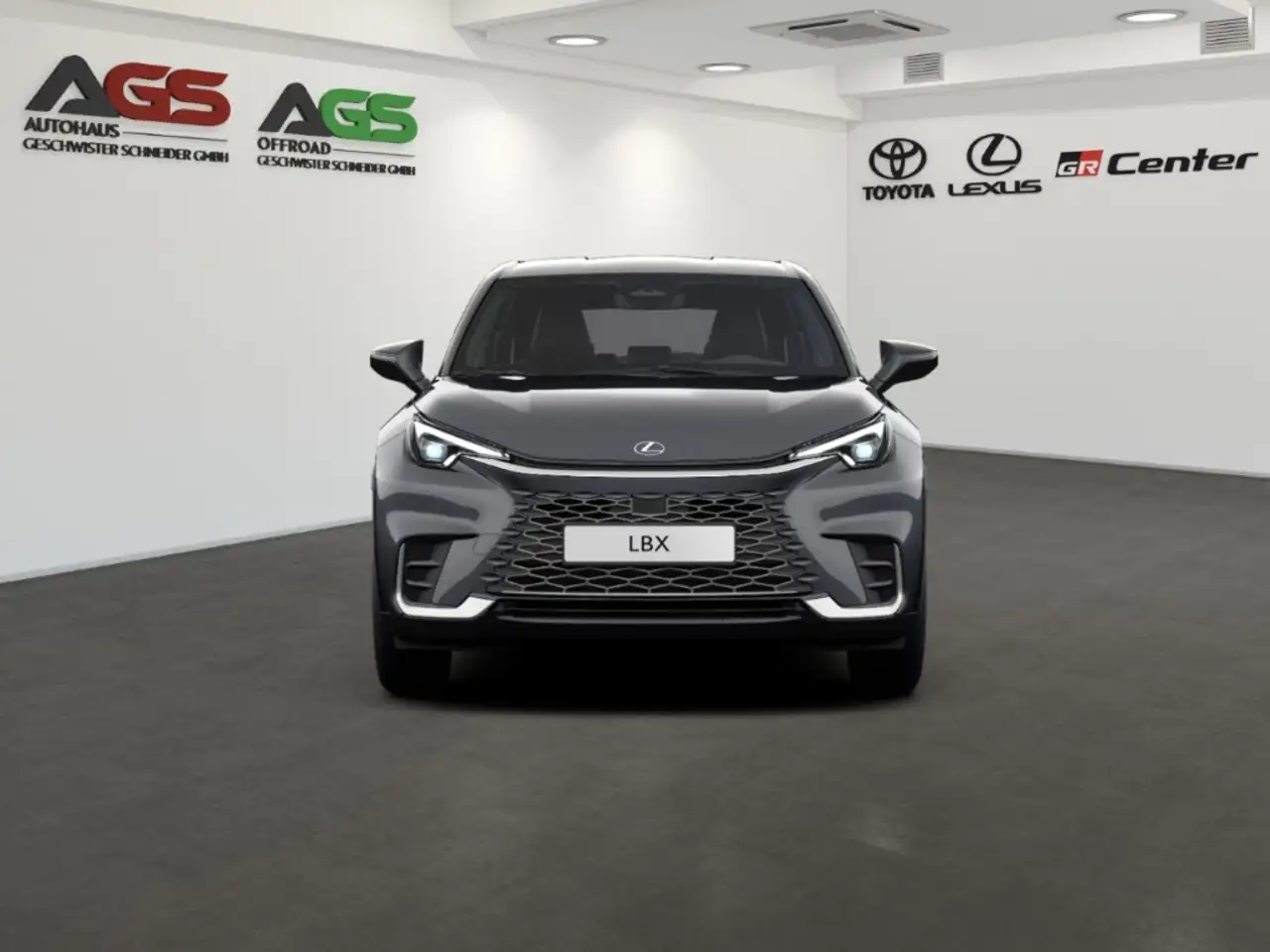 Lexus LBX 8