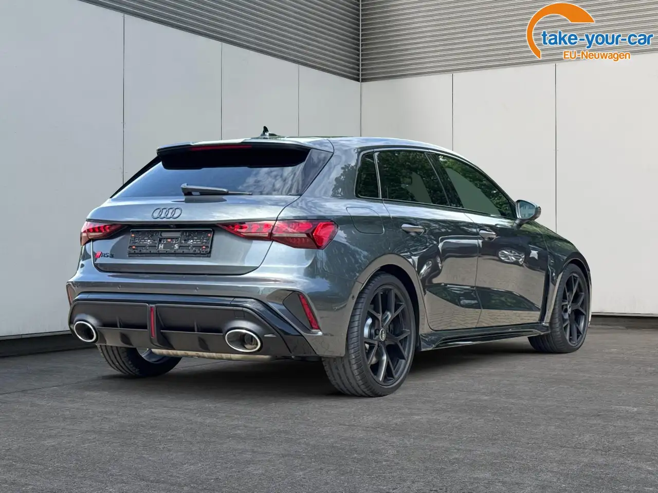 Audi RS3 3