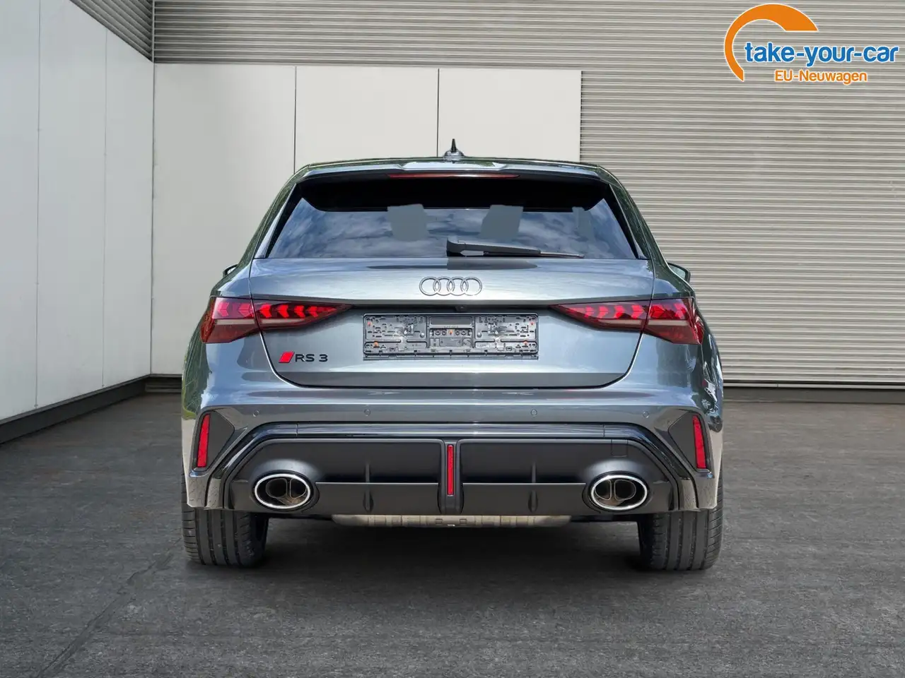 Audi RS3 4