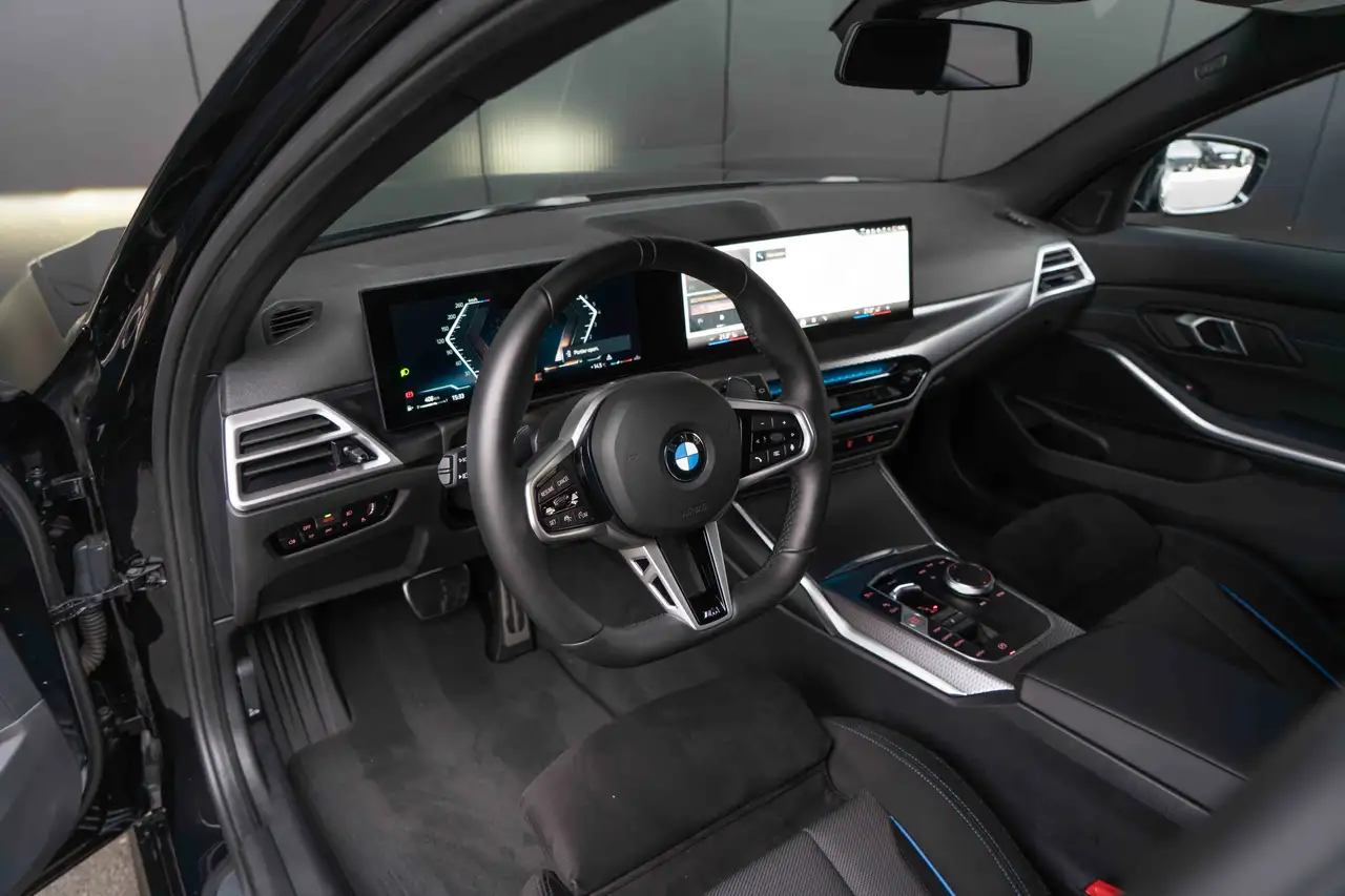 BMW 330 3