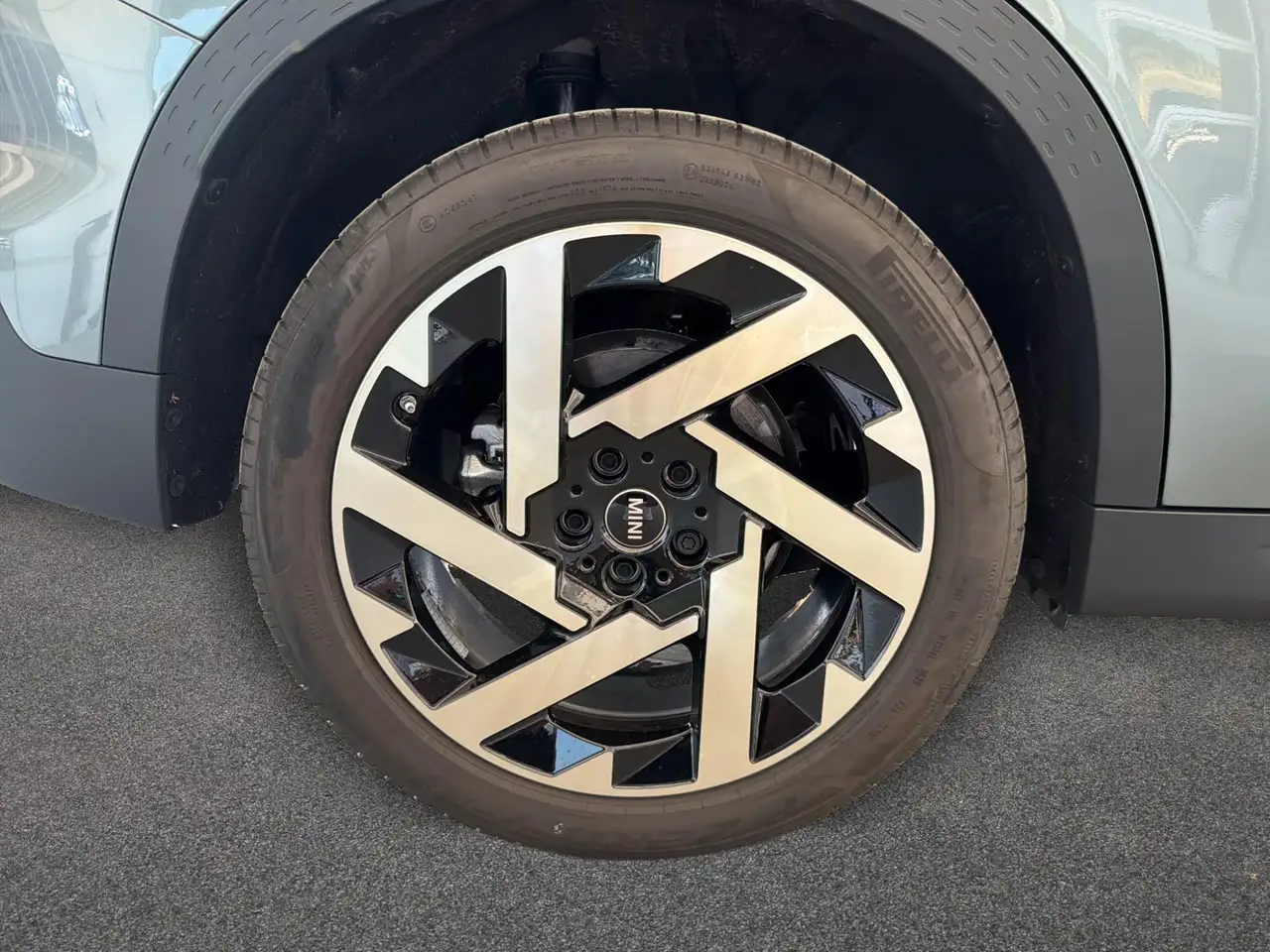 Mini Countryman 8