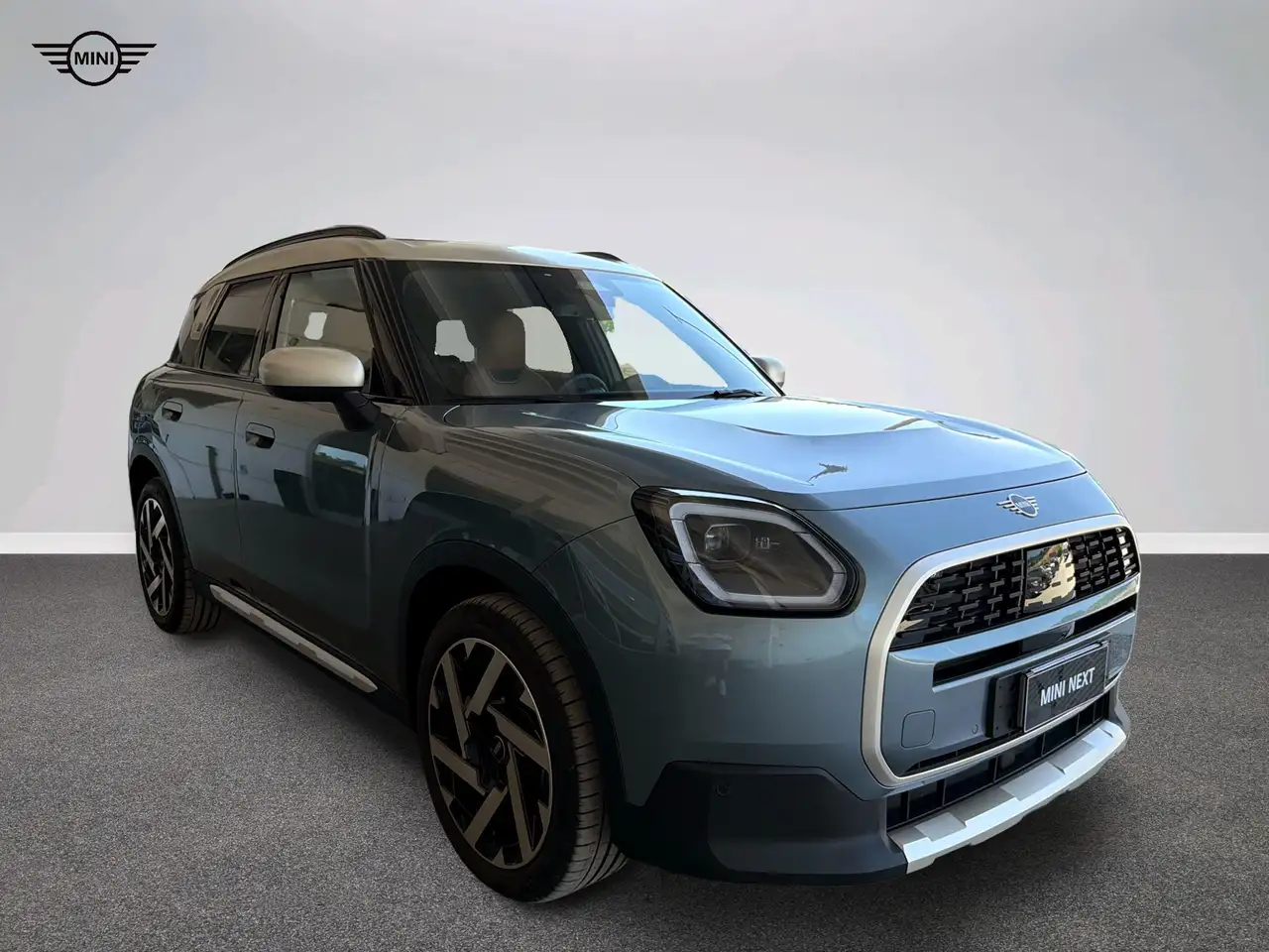 Mini Countryman 12