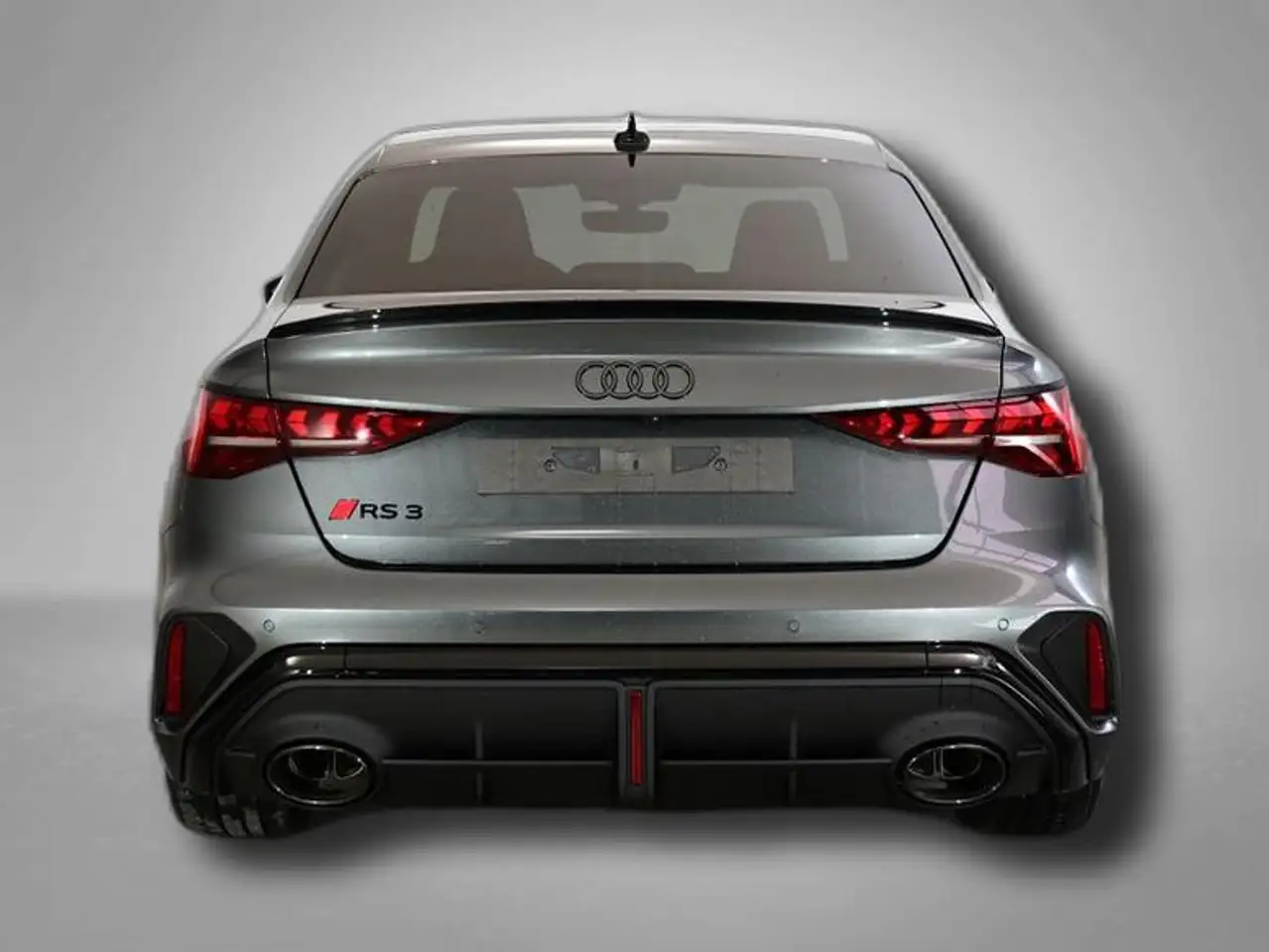 Audi RS3 4