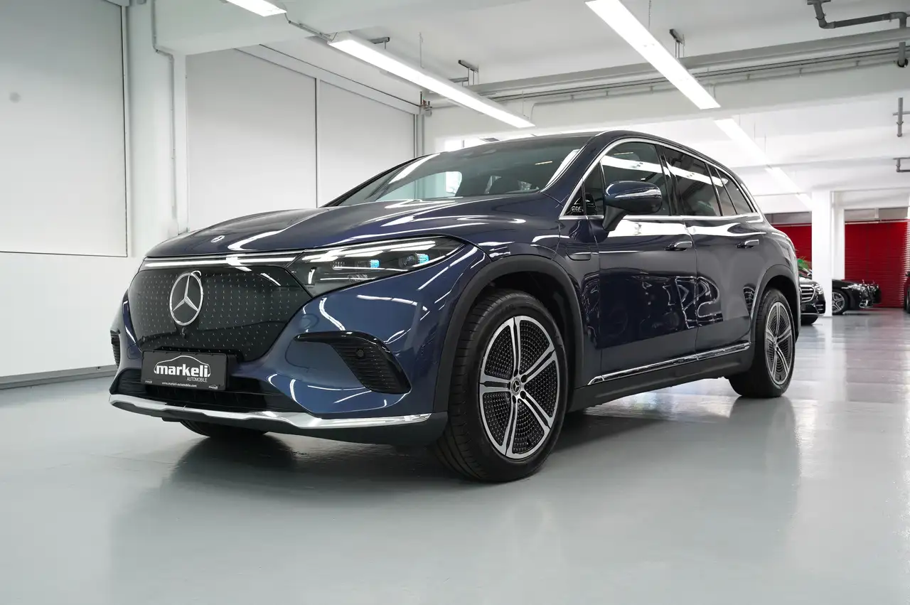 Mercedes-Benz EQS