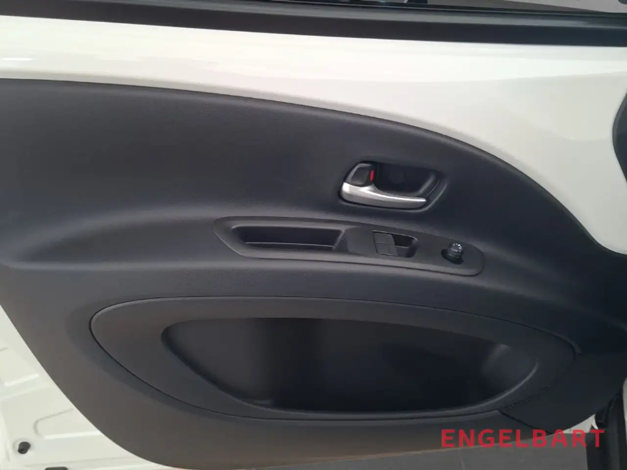 Toyota Aygo X 10