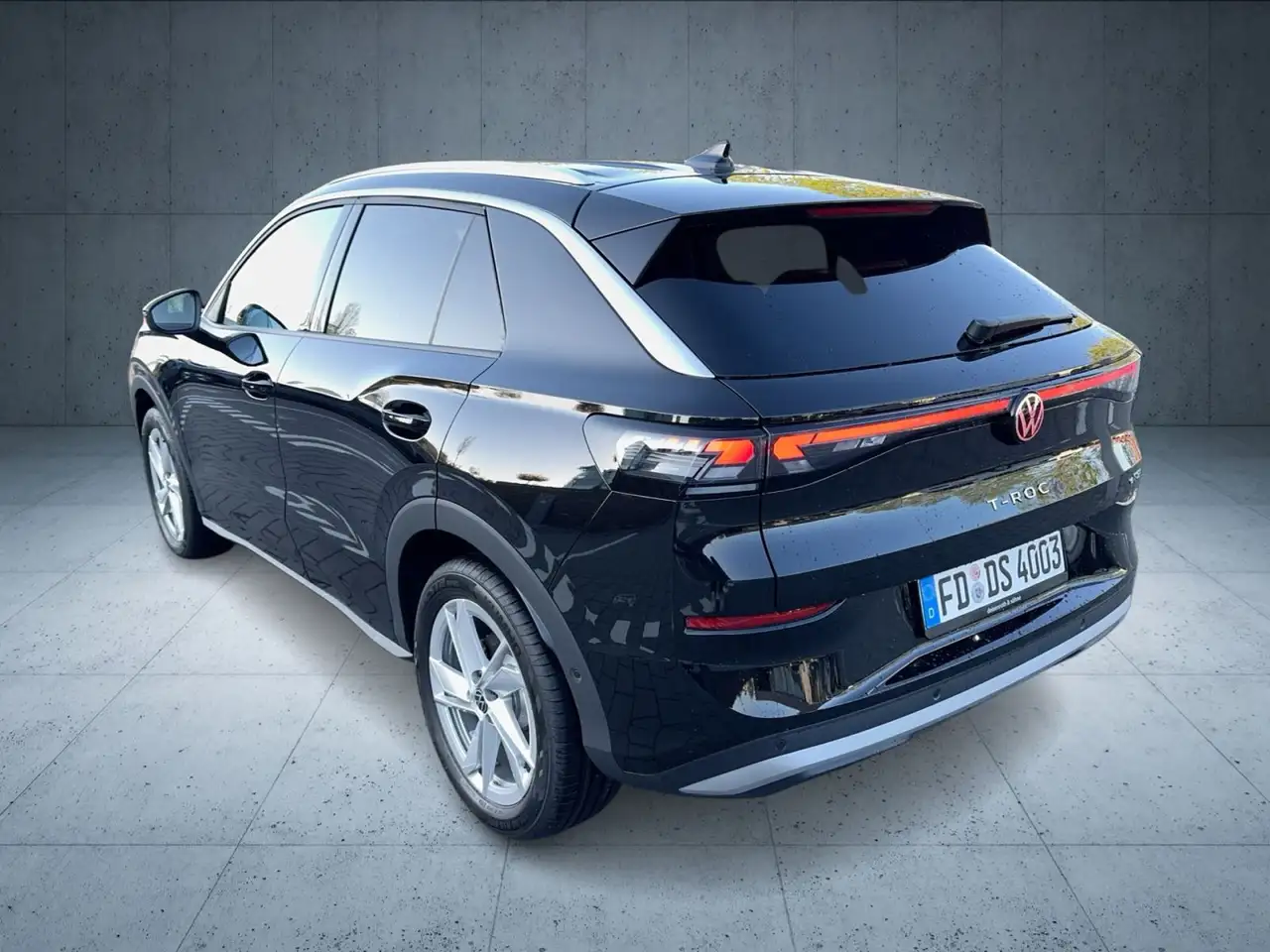 Volkswagen T-Roc 3