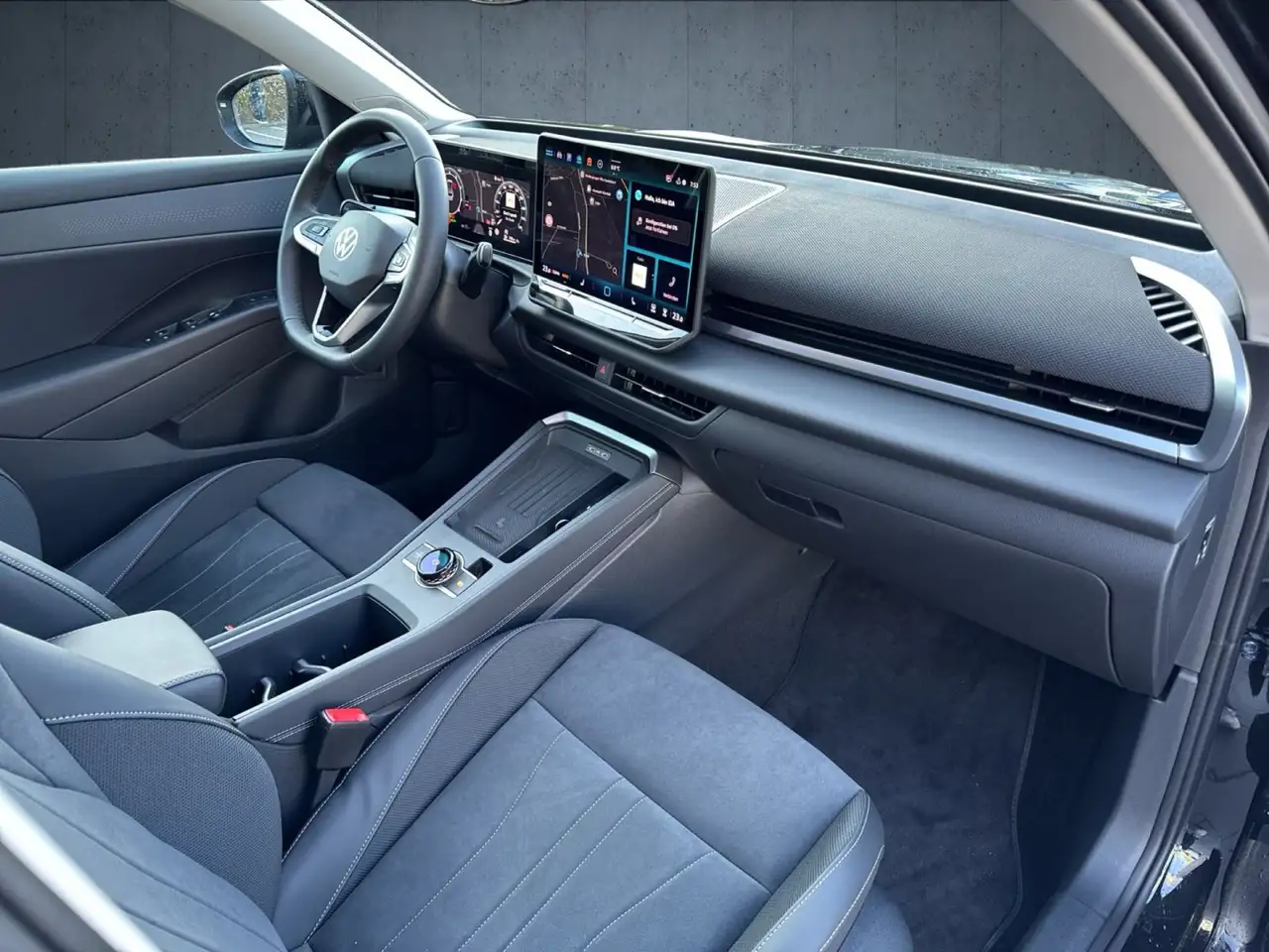 Volkswagen T-Roc 14
