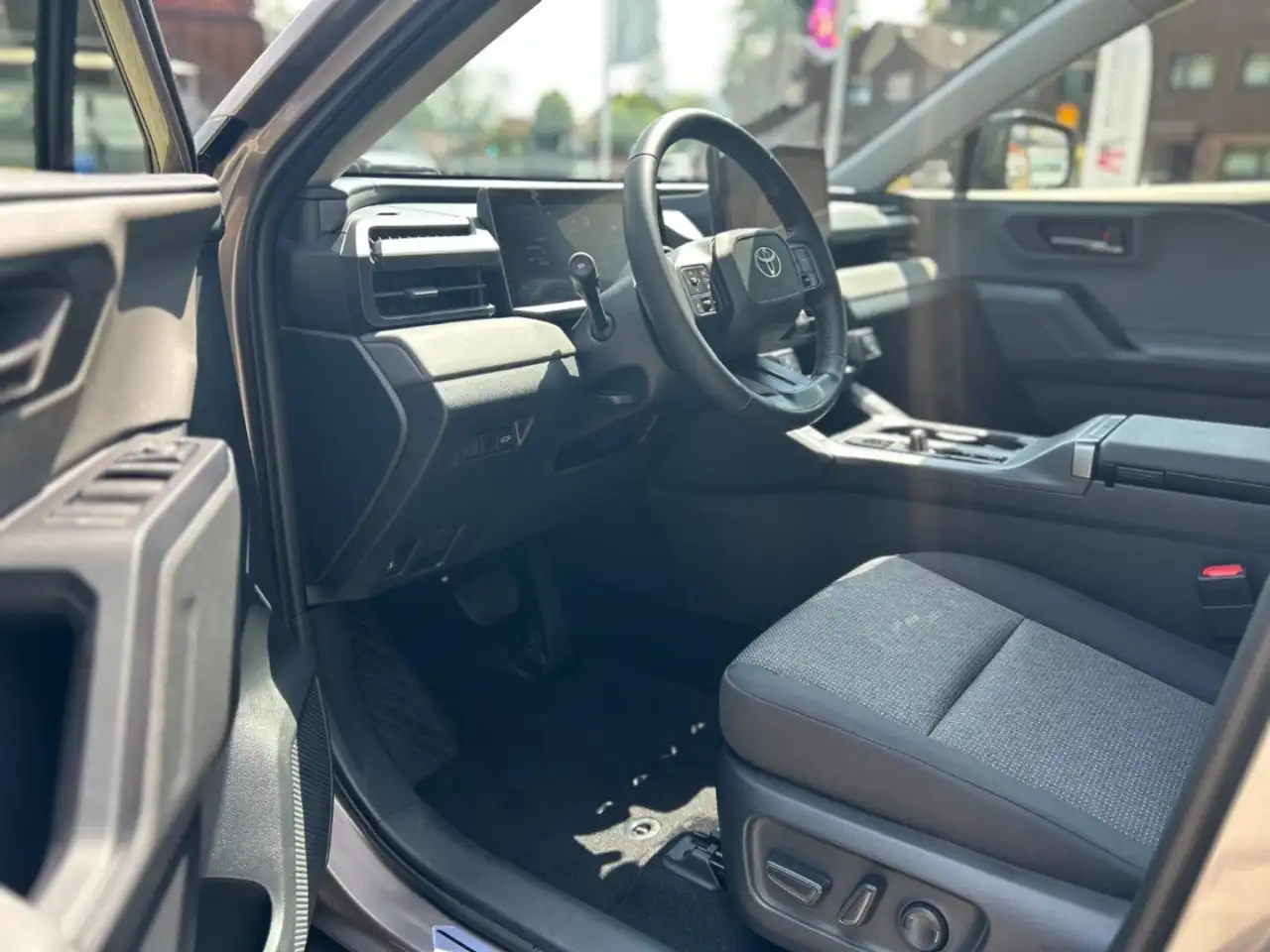 Toyota RAV4 10