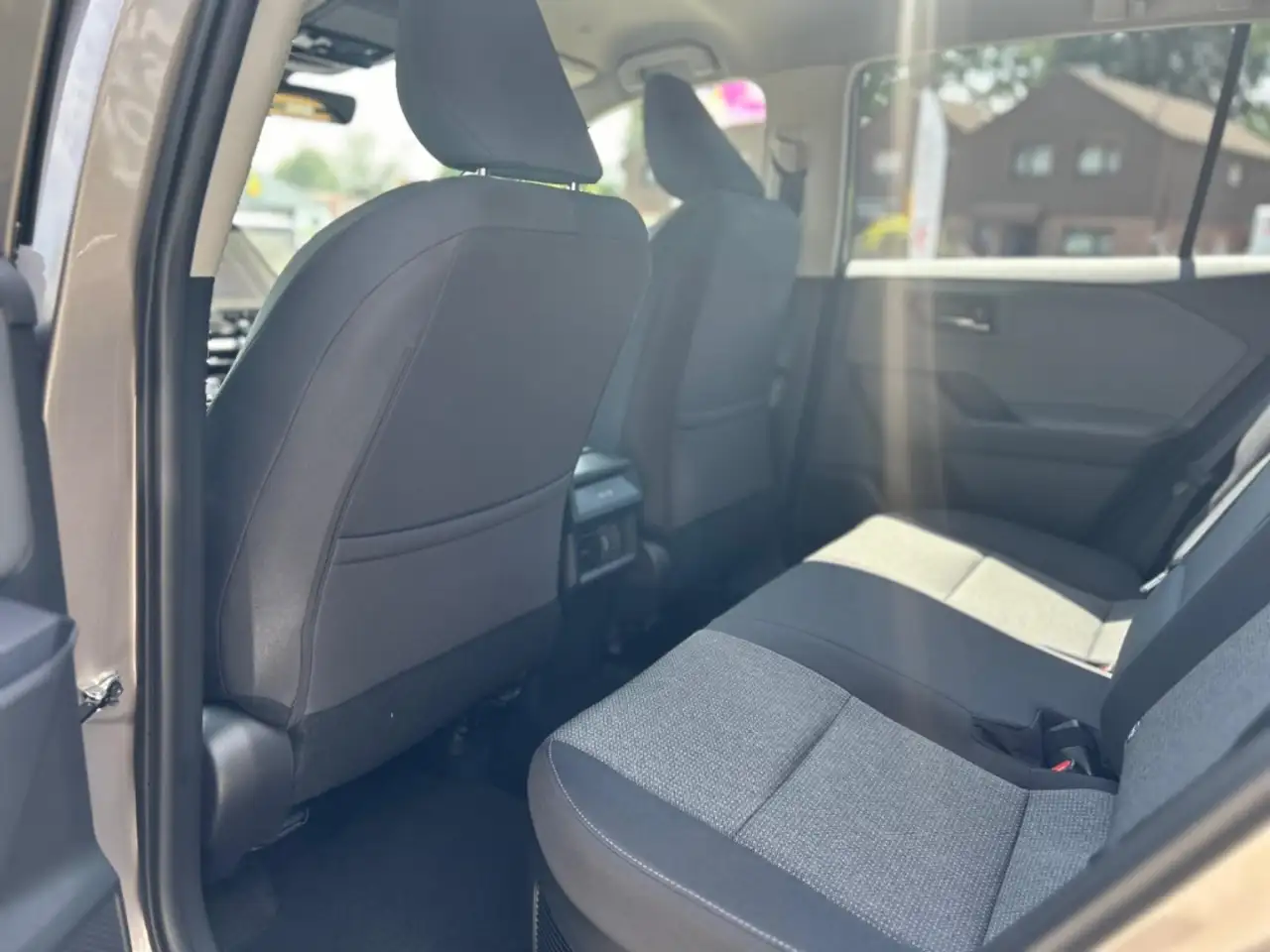 Toyota RAV4 14