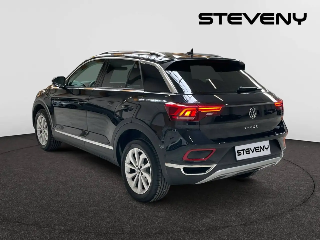 Volkswagen T-Roc 4