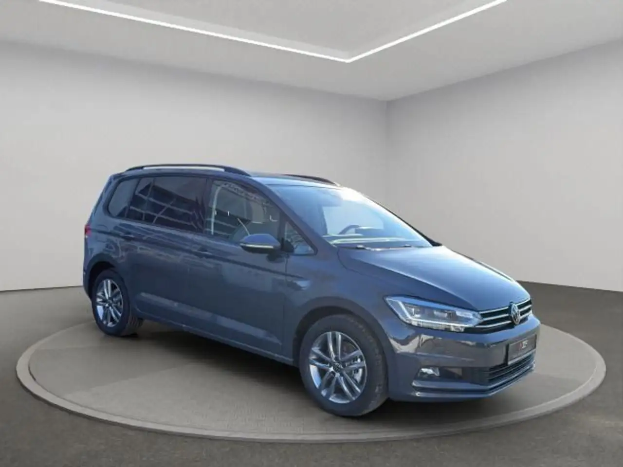 Volkswagen Touran 3